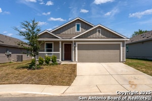 Building Photo - 5631 Mount Helen Dr