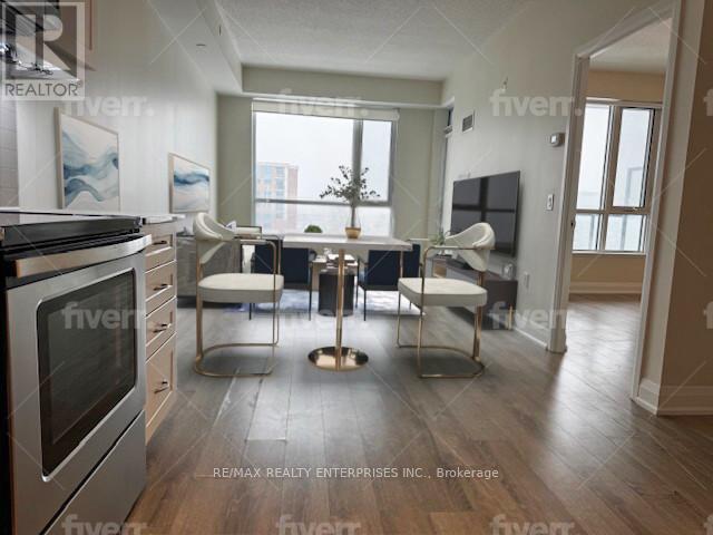 Photo principale - 2800-2800 Keele St