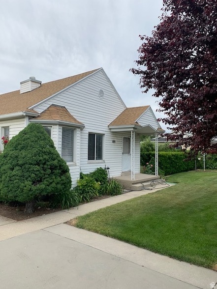 Photo - 680 W 4800 S House