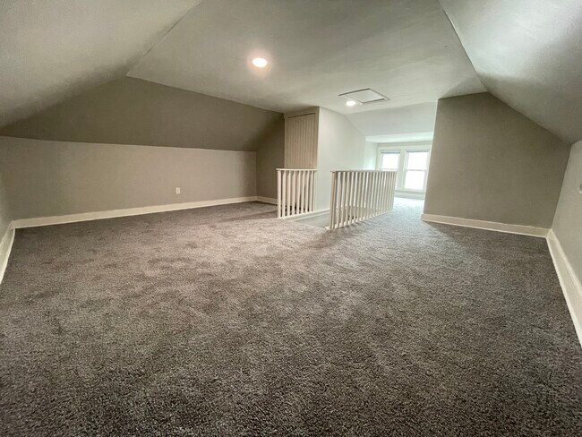 Bedroom #3 (3rd Floor) - 533 Lilley Ave