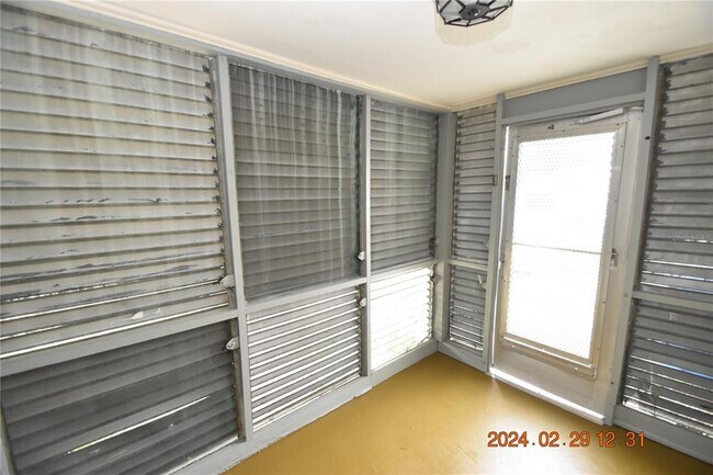 Foto del edificio - 3321 20th St N