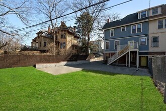 Building Photo - 31 Monadnock St