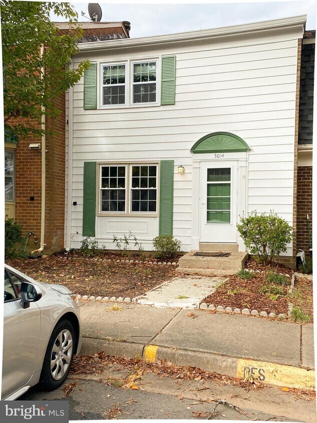 5014 Head Ct, Fairfax, VA 22032 Townhouse for Rent in Fairfax, VA