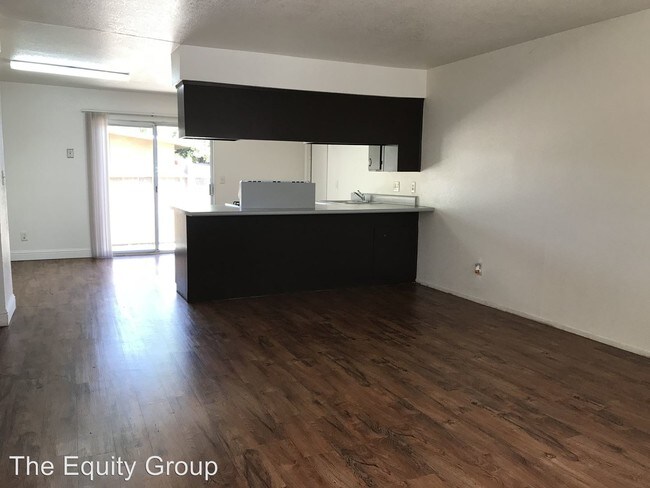 Foto del edificio - 1105 N Leslie St
