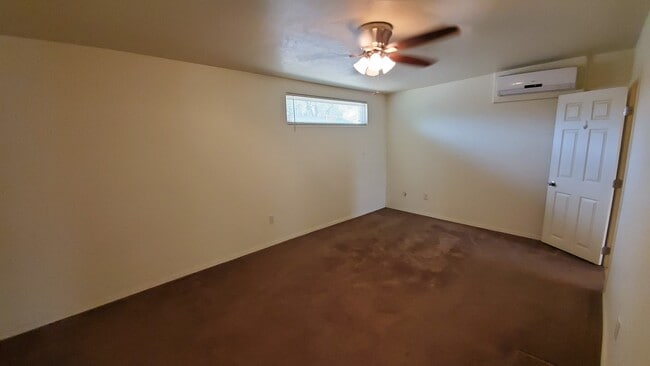 Building Photo - Grant and Country Club Private Guesthouse with AC