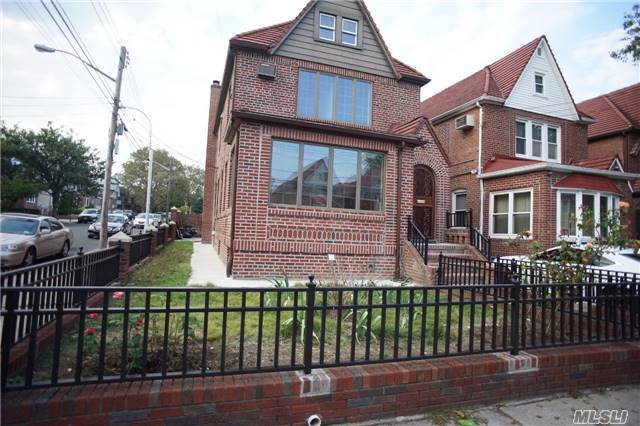 Primary Photo - 83-01 Penelope Ave