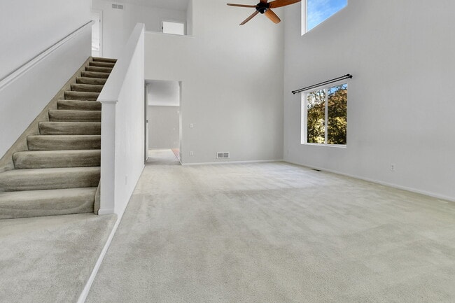 Building Photo - $2,550.00 - 3 Beds, 2.5 Baths, Single Fami...