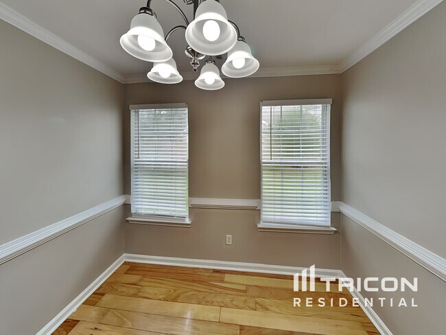 Building Photo - 708 Percevil Point