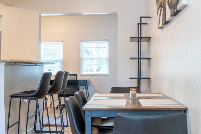 Foto del edificio - 2008 Page Ave