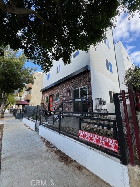 Building Photo - 1218 Arapahoe St