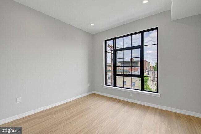 Foto del edificio - 1205 S 15th St