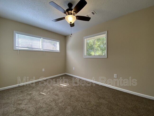 Foto del edificio - 6900 Juniper Rd