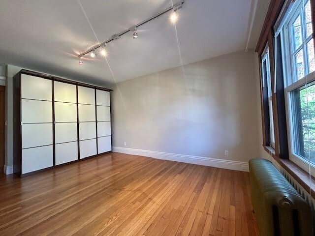 Foto del edificio - 12 Lawrence Rd