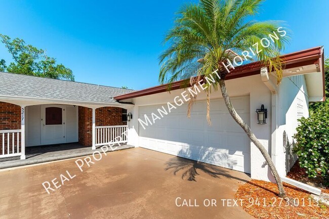 Photo - 5217 Canterbury Dr House