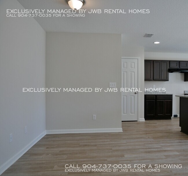 Foto del edificio - 8518 Cheryl Ann Ln