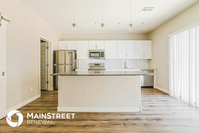 Building Photo - 1119 S Stapley Dr