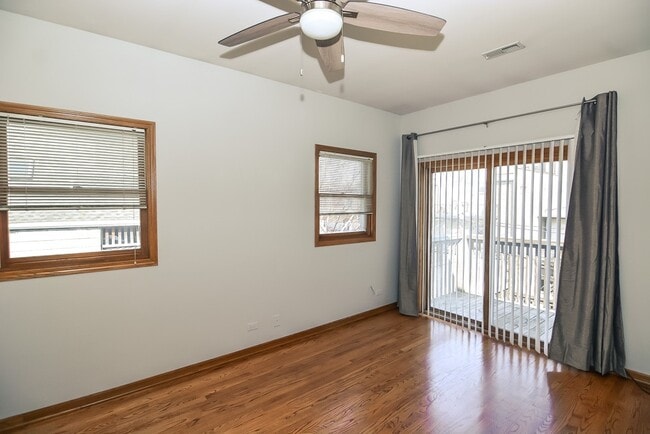 Building Photo - 3713 N Janssen Ave
