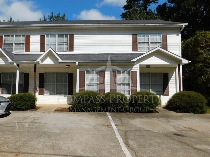 1707 Hunting Creek Ln SE, Conyers, GA 30013 Condo for Rent in Conyers