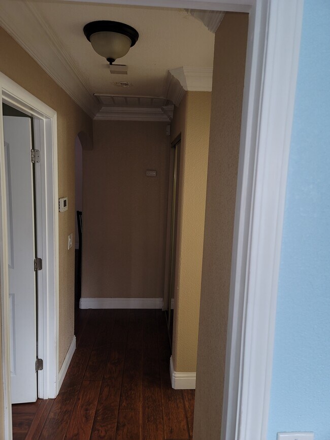 Foto del edificio - 4916 Harrison St