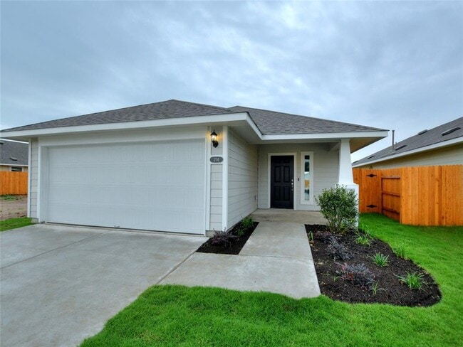 Foto del edificio - 214 Trailside Ln