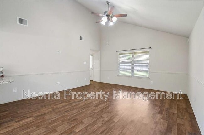 Building Photo - 7218 Alava Dr