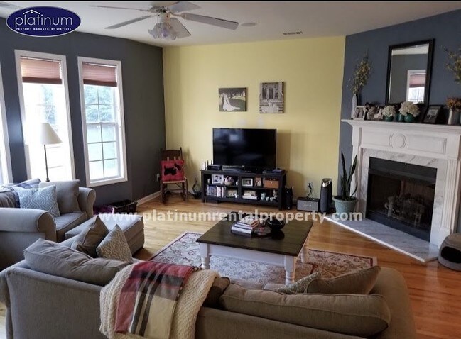 Building Photo - 2916 Wintercrest Dr