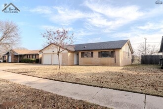 Building Photo - 4825 Colleen Dr