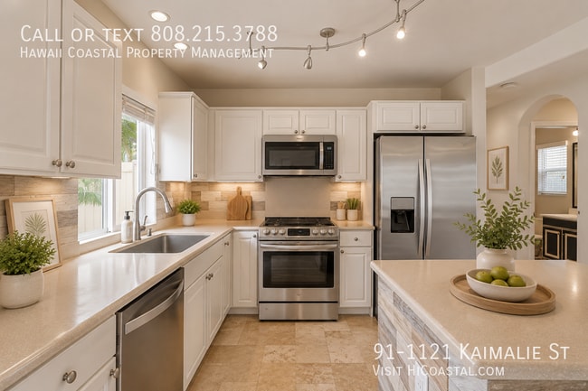 Building Photo - 91-1121 Kaimalie St-