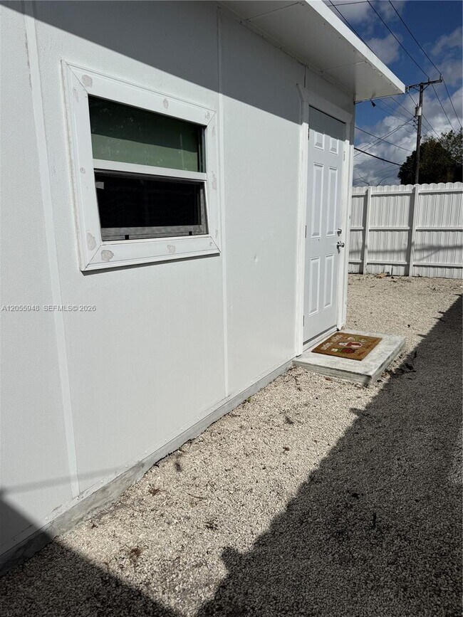 Foto del edificio - 9625 NW 36th Ave