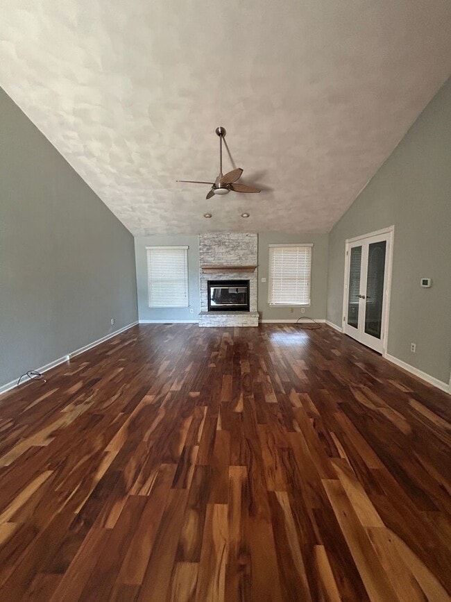 Building Photo - Lovely Home for Rent