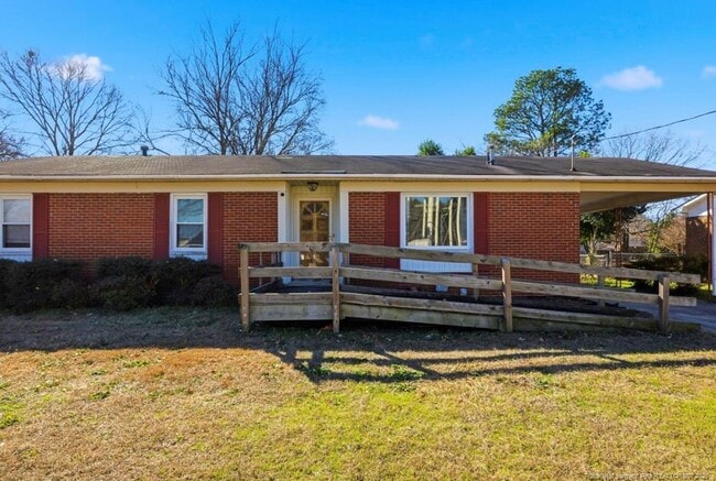 Building Photo - 815 Bedrock Dr