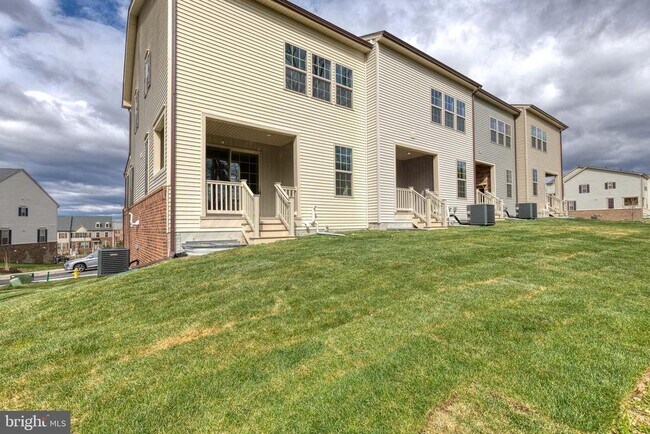 Building Photo - 3433 Jacobs Ford Wy