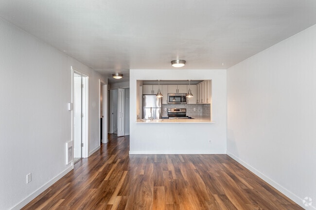 Unit 408 - Galer - 2BR, 1BA - 861 SF - The Eden SW