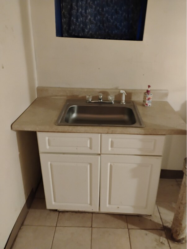 Foto del edificio - 111-16 Inwood St