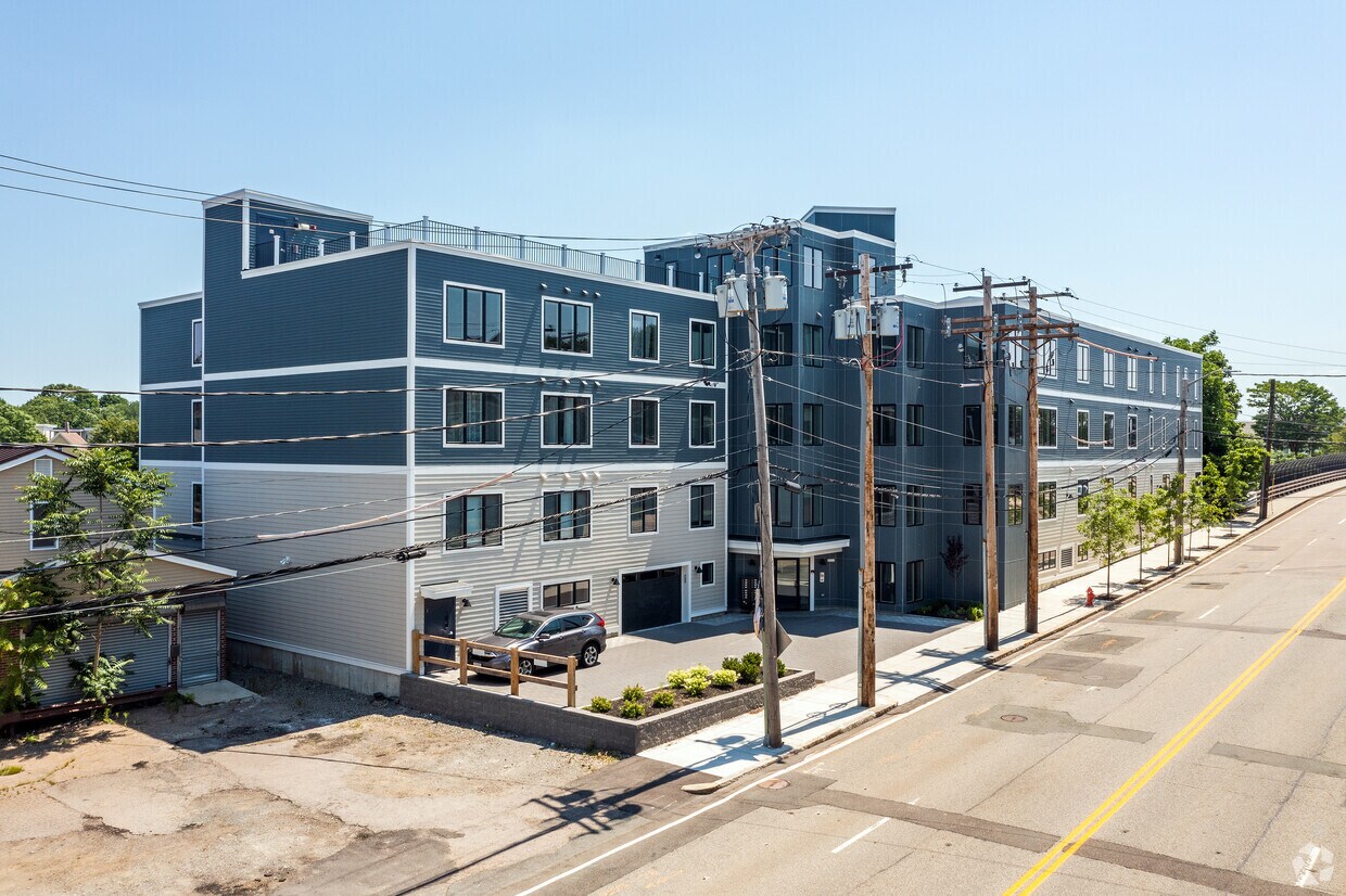 The Bayview Apartments in Quincy, MA