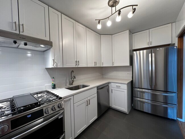 Foto del edificio - 5306 N Washtenaw Ave