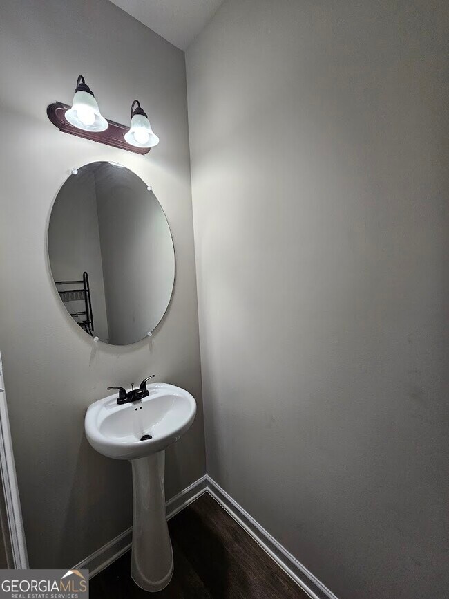 Foto del edificio - 6058 Oak Bend Ct