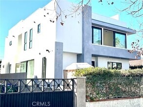 Building Photo - 6430 Drexel Ave