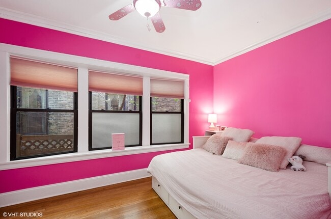 Foto del edificio - 510 W Oakdale Ave