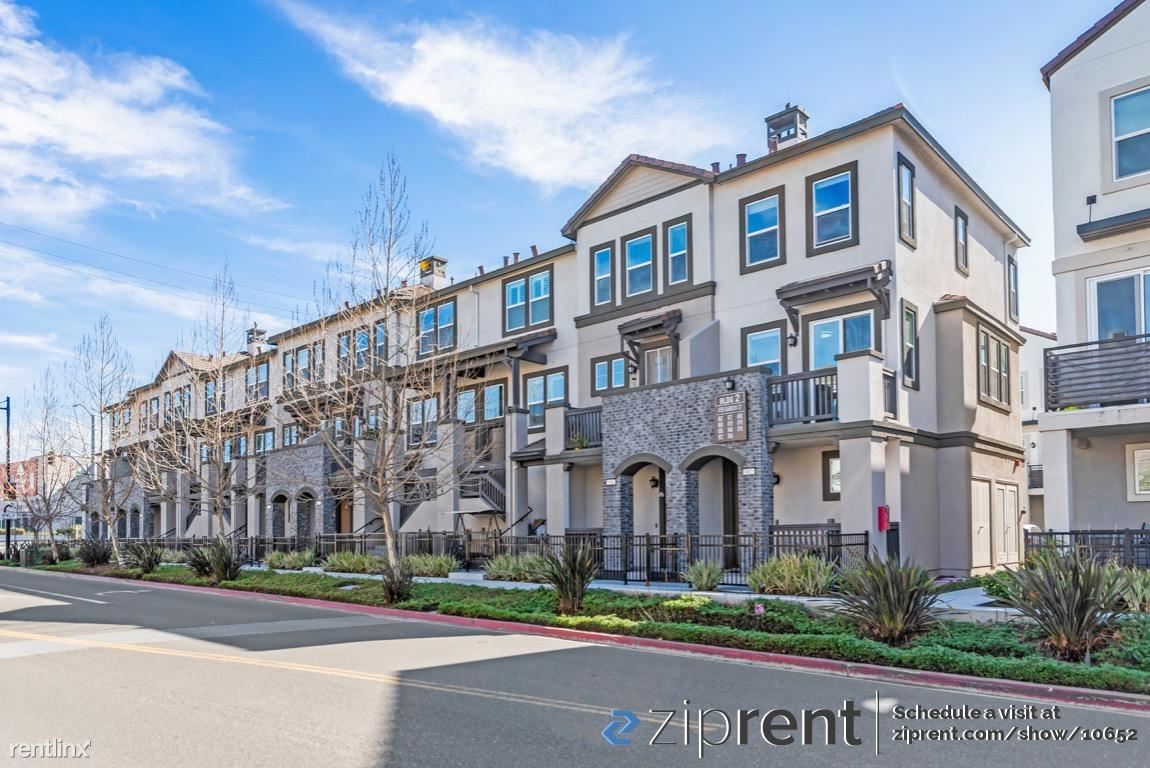 Primary Photo - 2 br, 2 bath Townhome - 852 Garden Street,...
