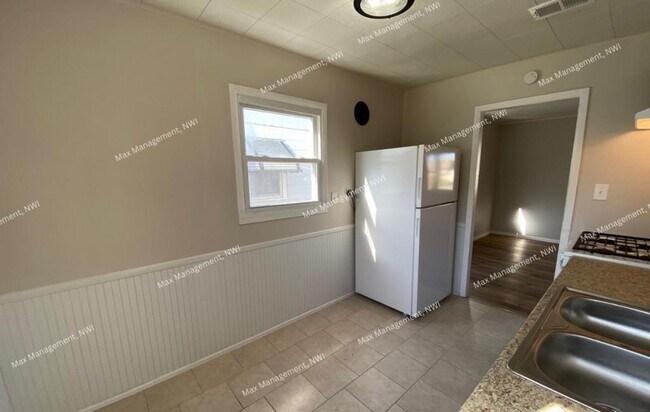 Foto del edificio - 7601 Chestnut Ave