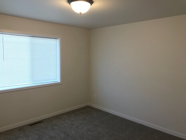 Foto del edificio - 2148 Allison Ln W