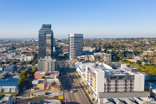 Aerial - Picasso Brentwood