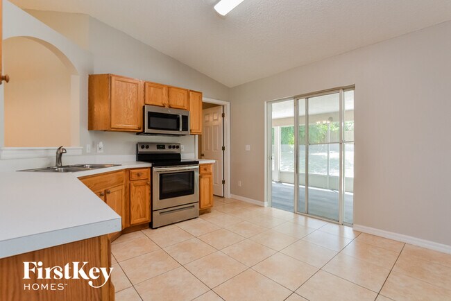 Foto del edificio - 569 N Apache Cir