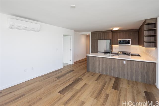 Building Photo - 1515 Liona St