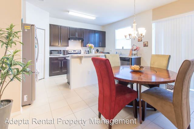 Foto del edificio - 4705 Ruby Red Ln