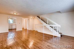 Foto del edificio - 527 E Highline Cir