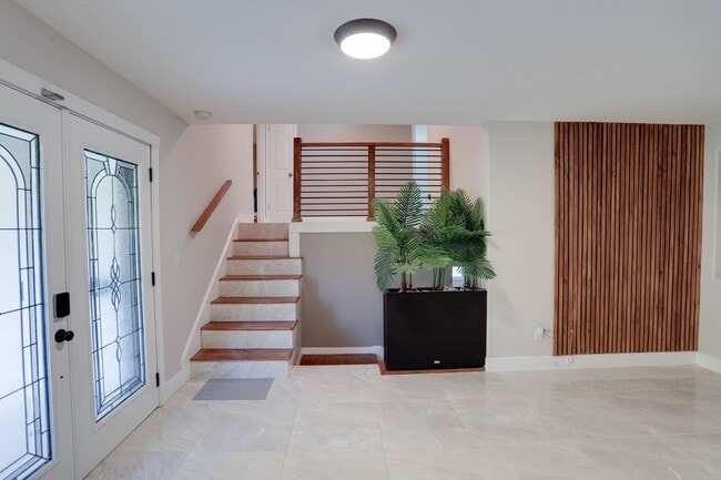 Building Photo - 633 Spring Oaks Blvd