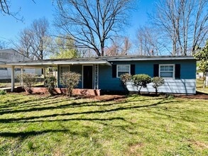 Building Photo - 160 Wilkenson Dr NE