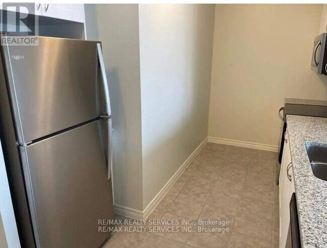 Photo du bâtiment - 349 Rathburn Rd W